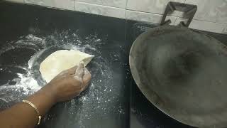 சப்பாத்தி வட்டமாக திரட்டுவது எப்படி/How to roll chappati in round shape easily