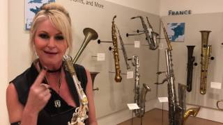 Mindi Abair demonstrates her signature mouthpiece by Theo Wanne™