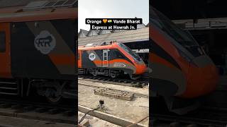 Orange 🧡🇮🇳Vande Bharat Expressat Howrah Jn