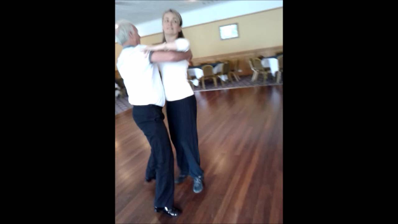 Hoabie Quickstep Sequence Dance To Music - YouTube