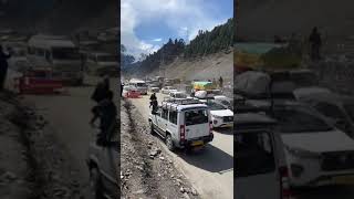 Zojila Update:- finally traffic restore on Zojila Pass  #zojilaupdate traffic from Sonamarg today