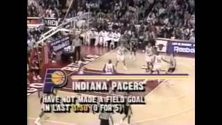 Detlef Schrempf 25/10/7 vs. Bulls (1992)