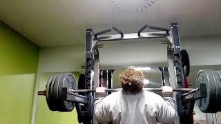 Overhead press 200kg / 440lb