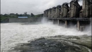 Bhimgarh Dam Seoni -  Lagatar Ho Rahi Barish Se Bhimgarh Sanjay Sarovar Dam, Ke Khole Gaye Gate