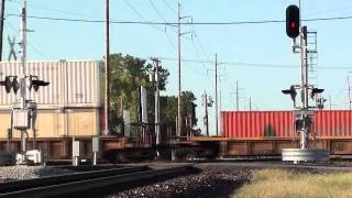 BNSF 4468-BNSF 4695 westbound intermodal train..wmv