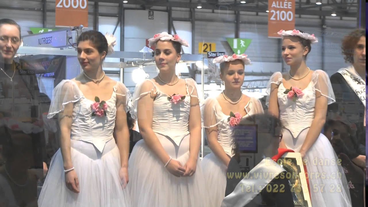 Amira Willighagen Like Switzerland Youtube