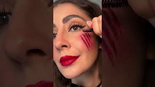 Inspiracija za zastrašujući make-up look