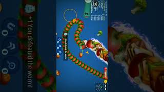 worms zone hunting giant snake #shorts #trending #viral #worms #wormszone #wormszoneio