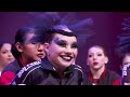 maddie wins people s choice award u0026 abby un invites brynn to award show s6 flashback dance moms