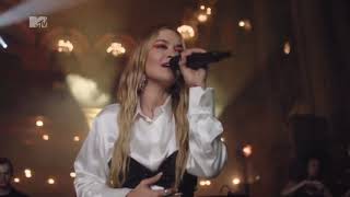 Rita Ora performs "Anywhere" at the Sydney State Theatre