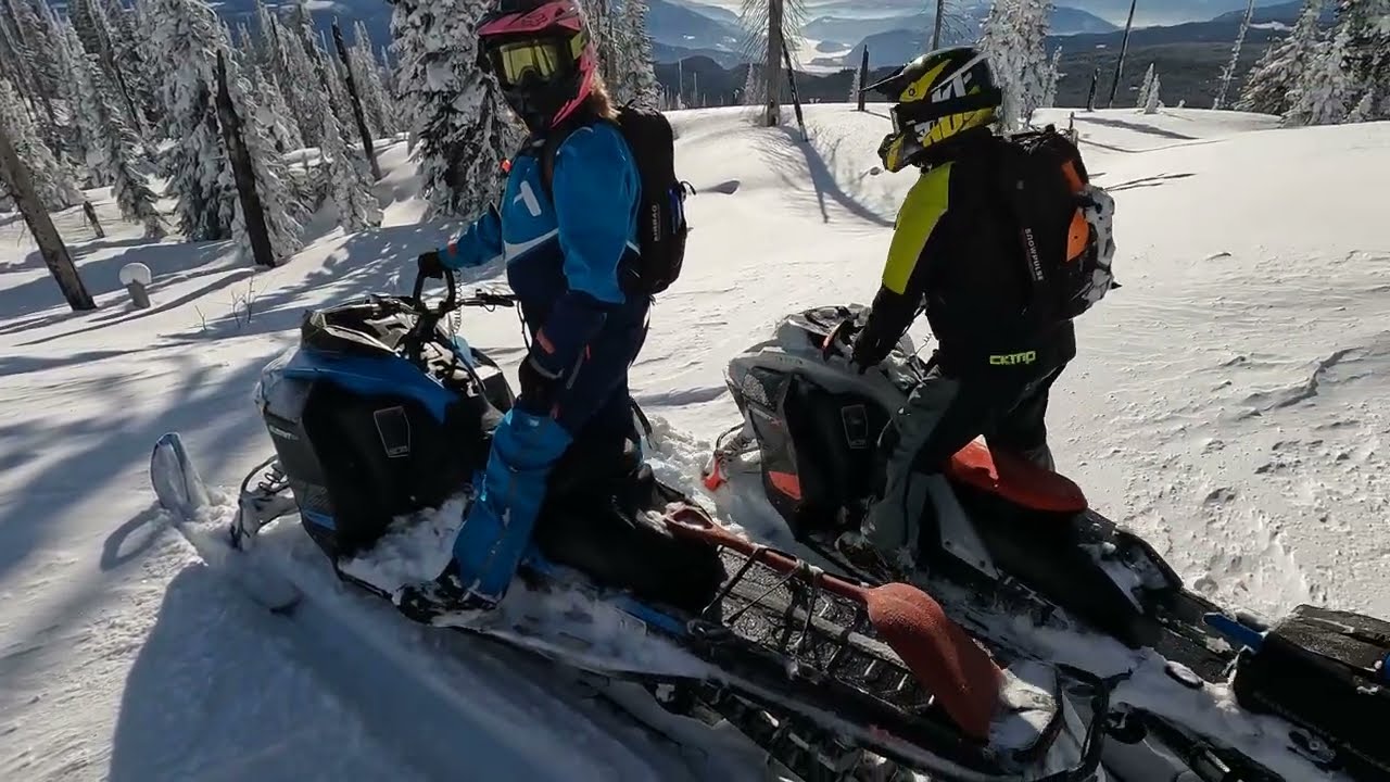 Snowmobiling In Sicamous March 2022 On SkiDoo 850's In Glorious 4K ...