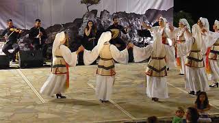 Greek Traditional Dance from Roumeli, Syrtos - June 16, 2018