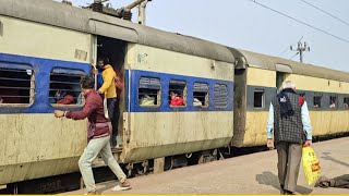 WAP4 Locomotive and Hatia Islampur New Delhi and Intercity Express | Jaynagar to Patna 🚆🇮🇳