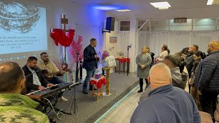 Nabijrinav Devla Vazde Man Chvala El-Shaddai Roma Church Rotherham 12/01/2025