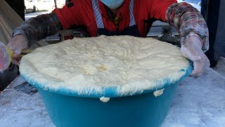 달인의 현란한 스킬! 초스피드 꽈배기와 도너츠 / Amazing skill! Super Speed Donuts Master - Korean street food