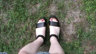 ASMR / Walk in black platform sandals Buffalo ( Sounds of dry grass )