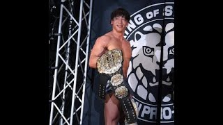 ✅  １１日の新日本プロレス広島大会でＳＡＮＡＤＡ（３３）を下し、ＩＷＧヘビー、インターコンチネンタル王座の２冠２度目の防衛を果たした飯伏幸太（３８）が１２日、オンラインでの一夜明け会見に臨んだ。