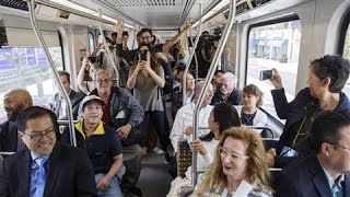LA's Rush Hour Showdown: Car vs. Train