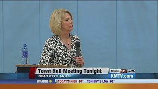 Omaha town hall series with the mayor continues