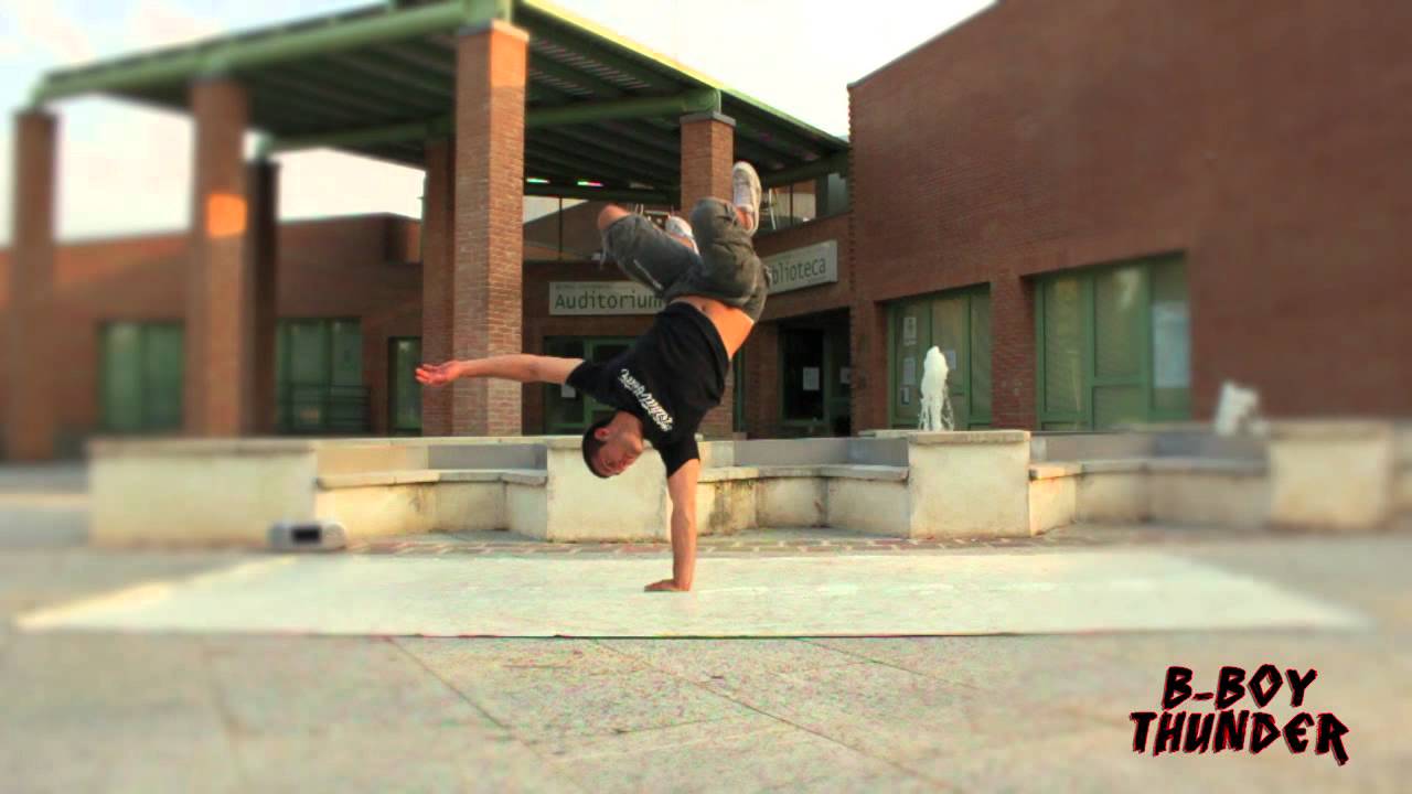 B-Boy Thunder - Break Dance - YouTube