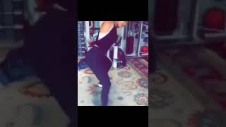 Queen is exercising  #jenniferlopez   #shorts