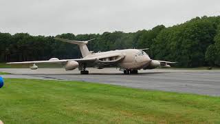 HP Victor Teasing Tina fast taxi, pilot Bob Tuxford