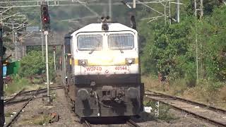 12051 GOA Jan Shatabdi Express Crossing 12283 ERS - NZM Duronto Express : Konkan Railways