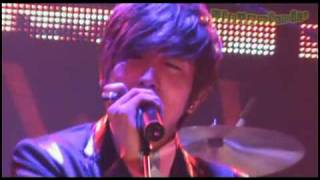 [Eng Trans][Long Fancam] Y, Why  (Jung Yonghwa) - 100114 C.N Blue Bluetory Showcase