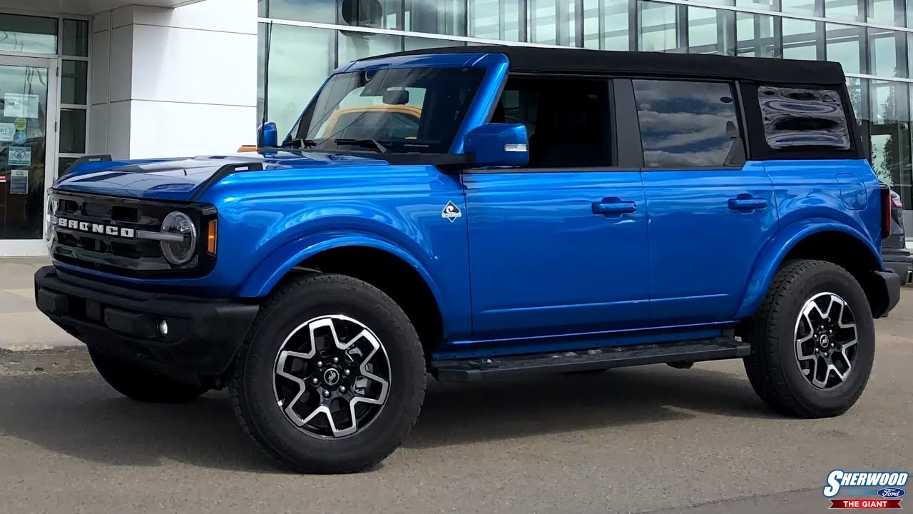 2021 Ford Bronco Outer Banks Velocity Blue - YouTube