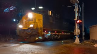 CSX ES44AC and AC44CW leading coal train | Ashland, KY