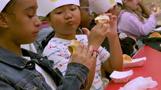 Camp SLPS: Students Make Veggie Sliders with help from Roving Chef Wendy Chen