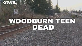 Woodburn teenager struck, killed by train