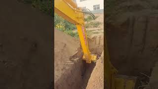 Truck-mounted excavator Four-wheel drive agricultural vehicle Tipper dump truck Excavator One ma