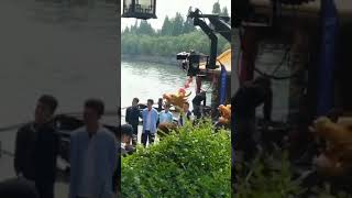 20190514《極限挑戰》迪丽热巴 filming in 扬州路透