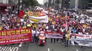 Ato na Paulista contra o veto