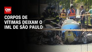 Corpos de vítimas de acidente aéreo deixam o IML de São Paulo | AGORA CNN