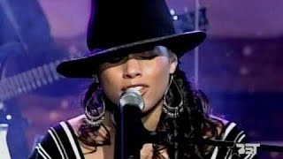 Alicia Keys - You Don't Know My Name (Live at BET BluePrint 2003)