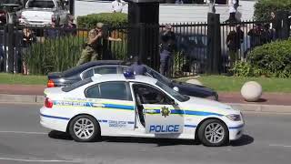 South African Police Stand Off With Armed Robbers