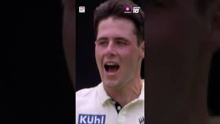 Wickets galore in Chinnaswamy on Day 2 | IND v NZ | JioCinema \u0026 Sports18