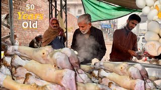 Documentary: This is how the delicious BONG PAYE is cooked in Lahore 🇵🇰