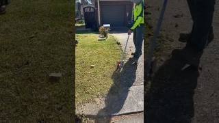 #lawncare #lawnservice #gardening #edge #davidsmowingsydney #diy #asmr #satisfying #nature #workout