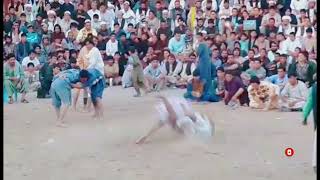 کشتی نمایشی حاجی وحید پهلوان و بشیر پهلوان  #localsports #heart #amazing