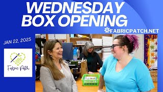 Welcome to Wednesday night box opening! We'll show stoppers from 3Sisters and things that GLOW!!