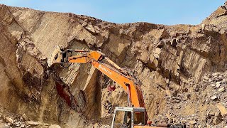 HEAVY MACHINERY IN ACTION: Excavator Humming and Drilling#excavators #automobile #drilling #mining