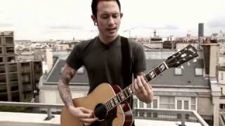 Built To Fall Acoustic In Paris | Matthew Kiichi Heafy