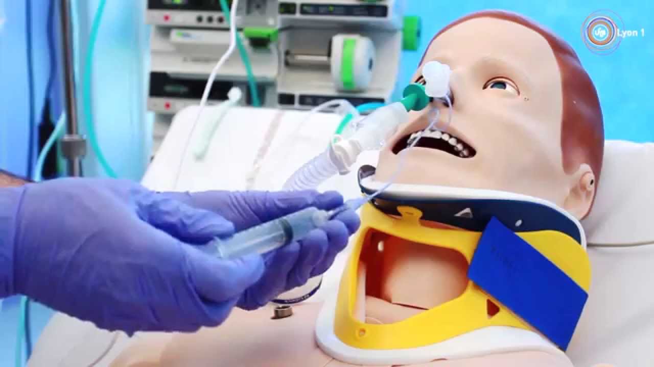 Intubation Tracheale Fibroscopique Vigile - YouTube