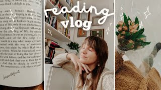 reading vlog 📜💫 two classics, snowstorms, & thrifting