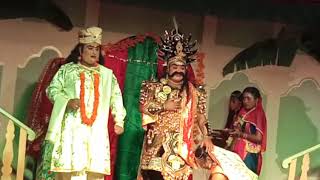 শালমৰা উজনি চুপহা কৃষ্টি কেন্দ্ৰৰ ৰাস লীলাৰ কংসালয় দৃশ্য। শালমৰা-মাজুলী