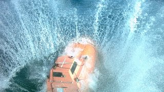 Free Fall Boat training MV Vlieland.wmv