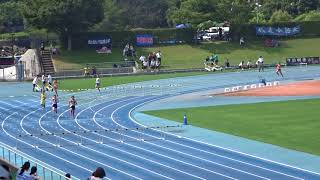 愛媛県高校陸上新人大会2017東予地区予選・女子400mハードル決勝、1着：小野心（新居浜西高）1分11秒43